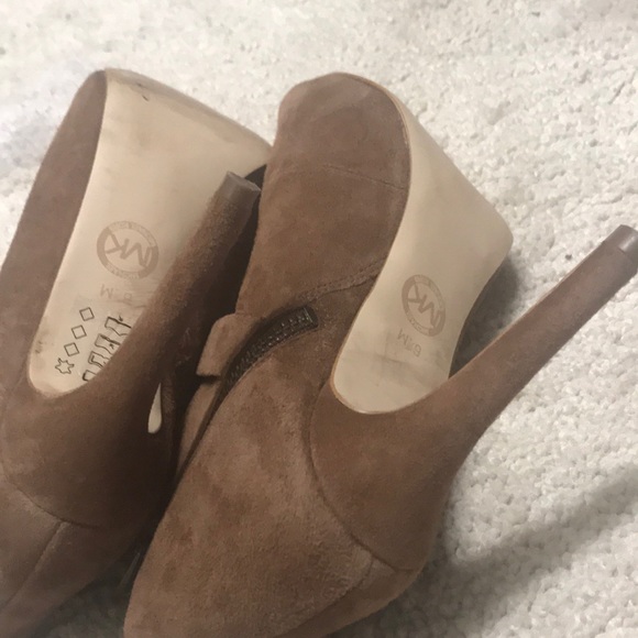 Michael Kors ankle booties used once - Picture 7 of 7
